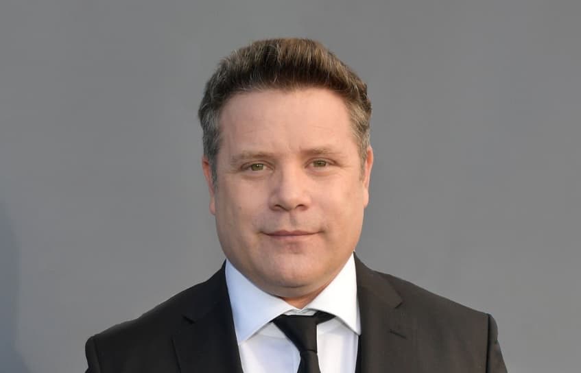 ‘A Social Contract’: Sean Astin Takes on Political Thrills cover image