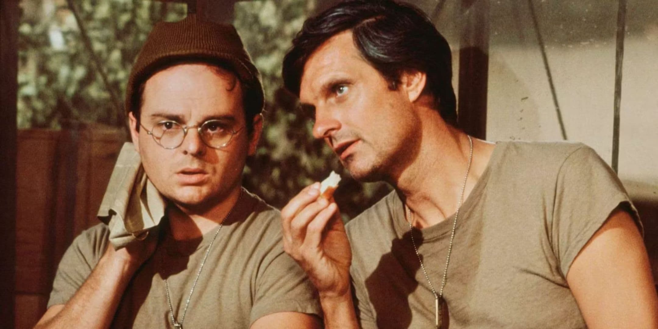 10 Old-School Sitcoms That Are Still Awesome Today series breakdown cover image