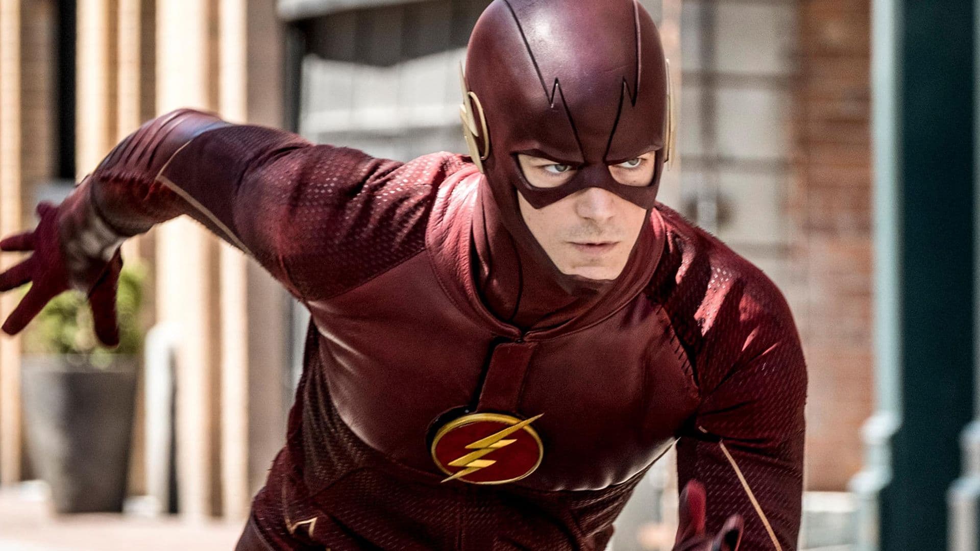 The DCU Quietly Confirms The Flash Is Closer Than Ever cover image