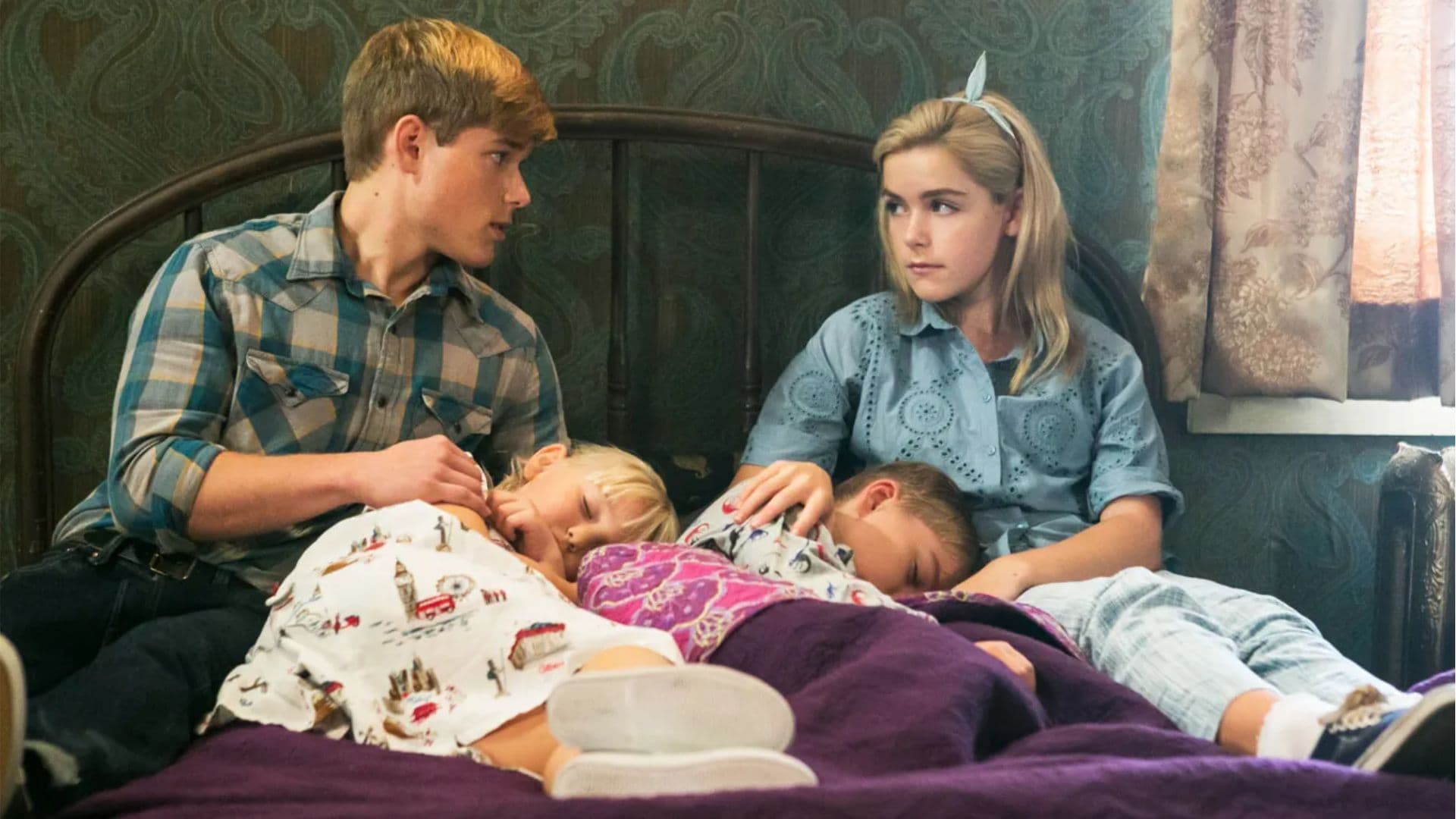 Exploring the Gothic Revival: Netflix's Adaptation of a Hit '70s Novel cover image
