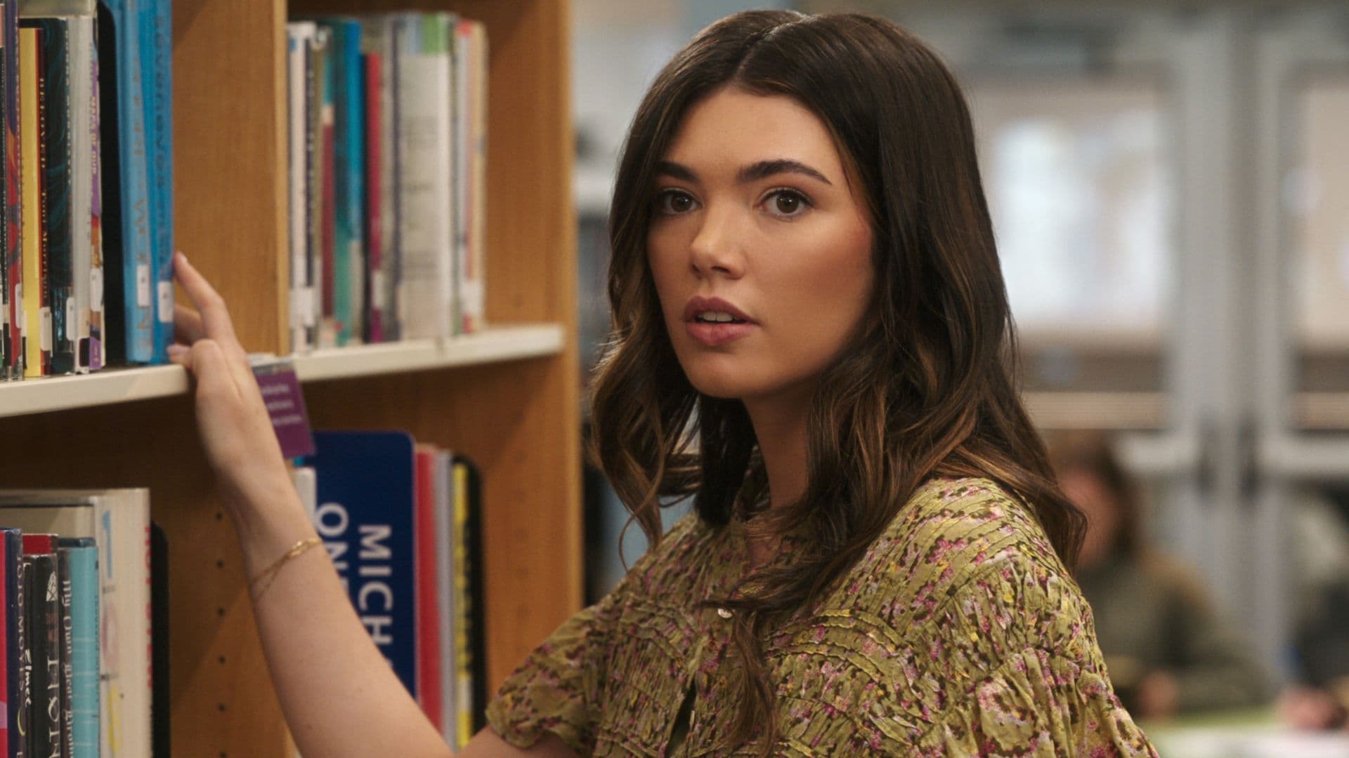 Netflix's Teen Drama Based on Popular Bestselling Book Officially Returns With New Episodes in August cover image