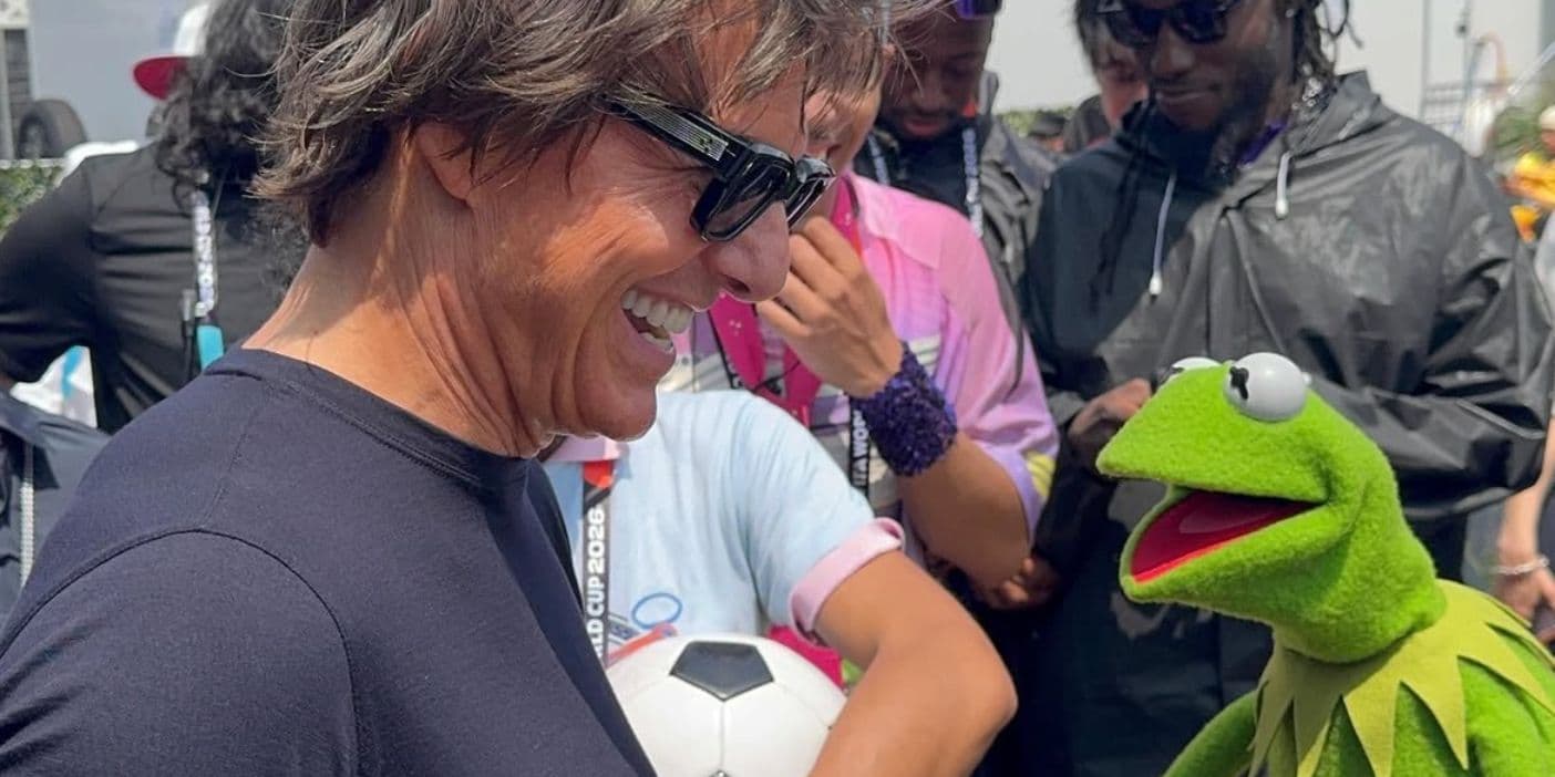 Tom Cruise and Kermit the Frog of The Muppets Finally Meet in Viral Video cover image