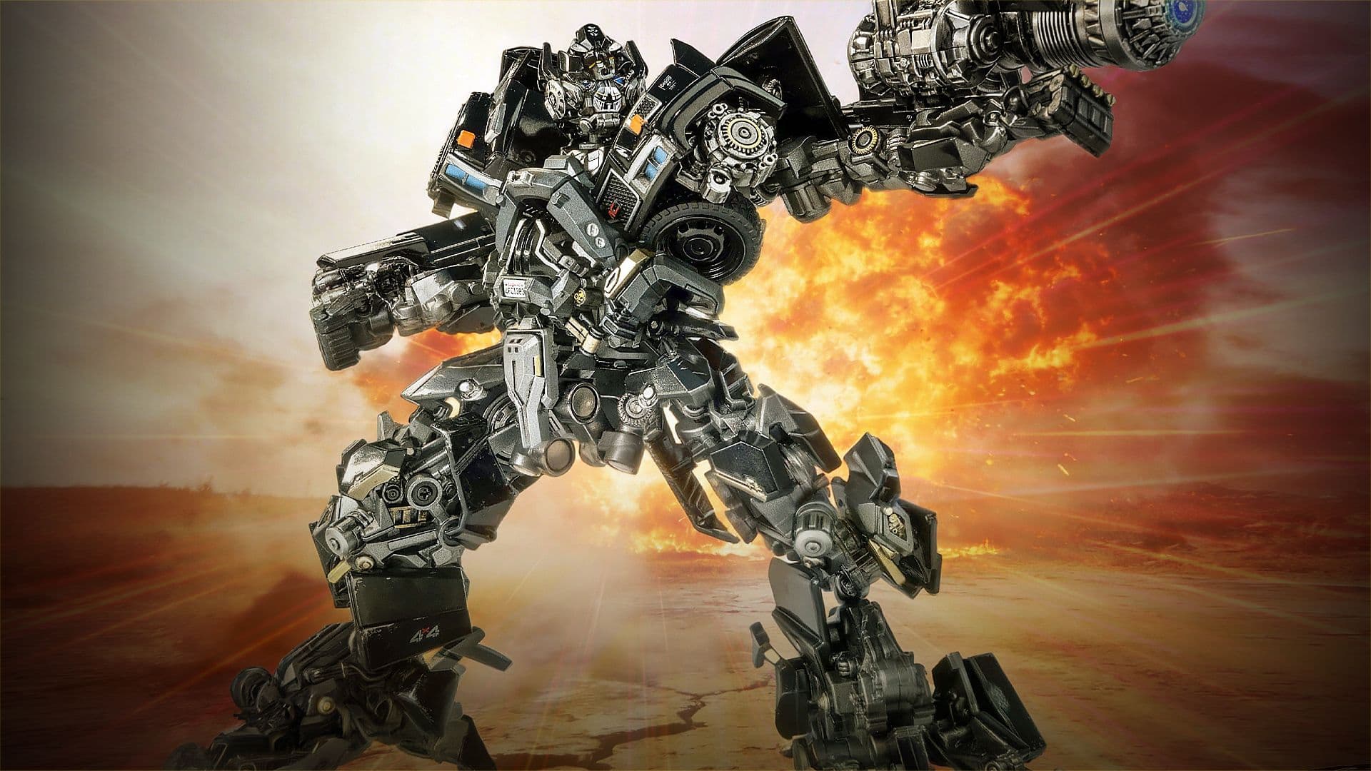 Transformers Revives Ironhide's Original Movie Design After Nearly 20 Years cover image
