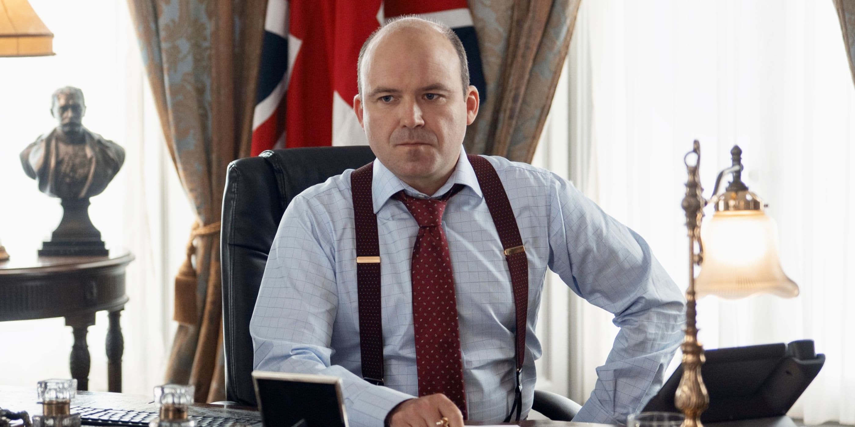 If You Like 'The West Wing,' Netflix's 3-Part Political Thriller Series Is Your Next Obsession cover image