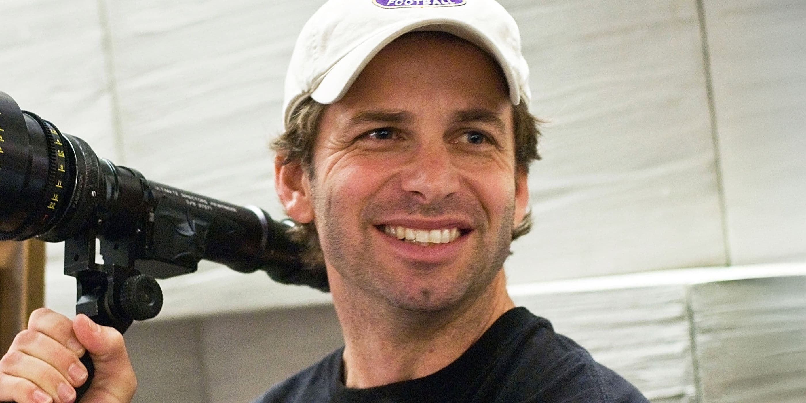 Zack Snyder's Remake of John Carpenter’s Sci-Fi Classic, Escape From New York, Officially Confirmed Movie News breakdown cover image