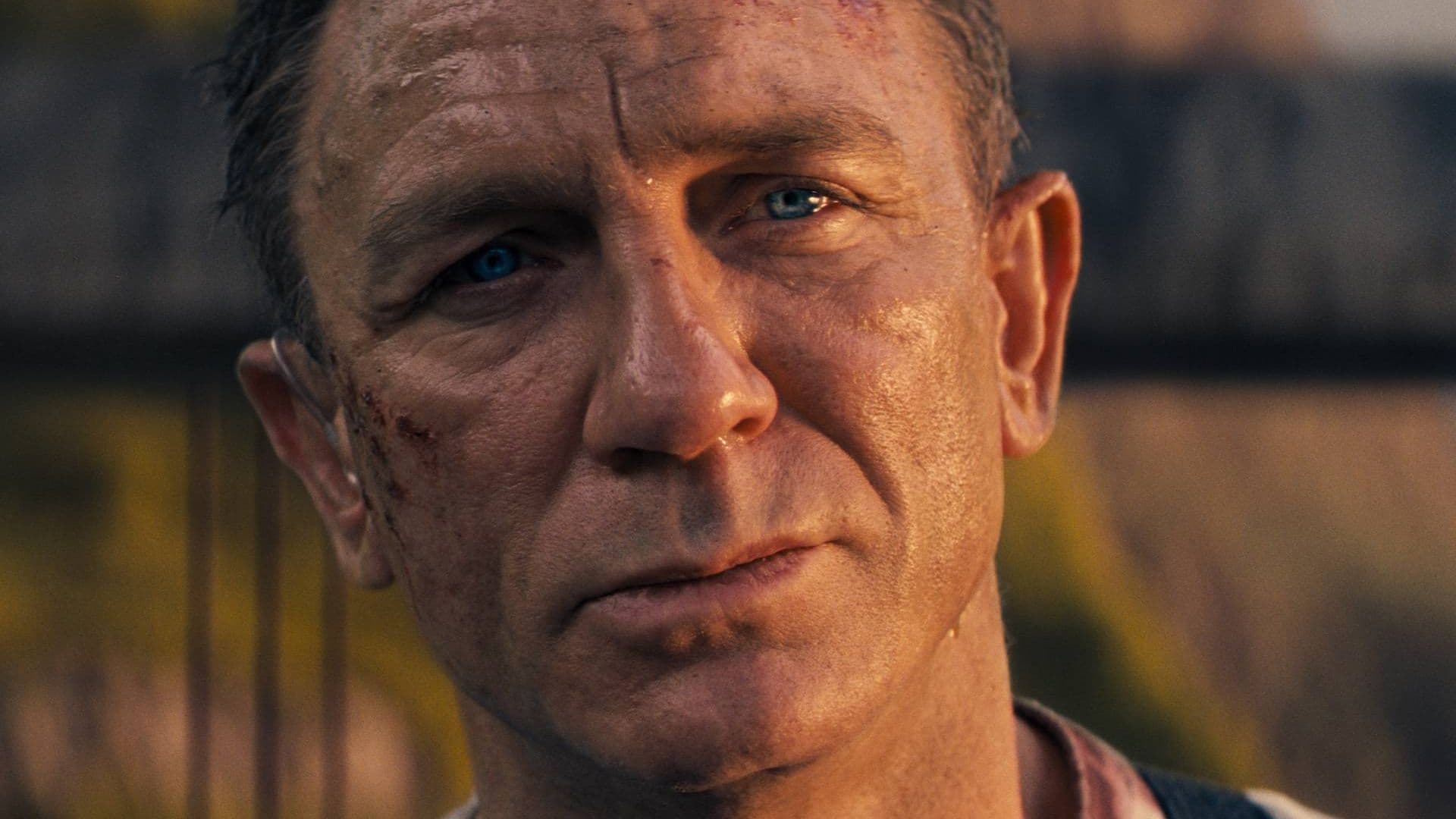 007 First Light Reverses Bond's Biggest Craig-Era Change cover image