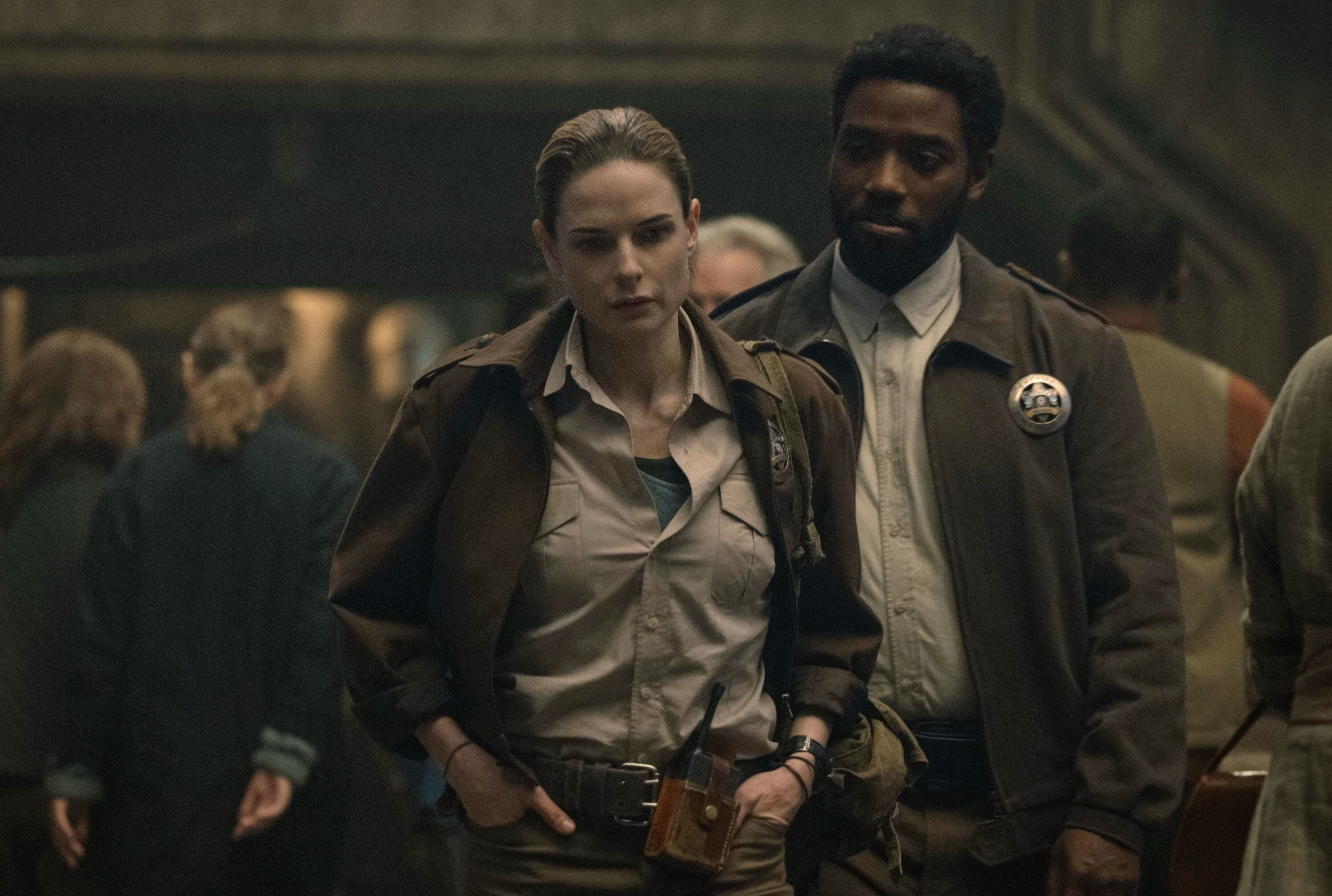 Netflix’s 96% RT Dystopian Thriller Returning For Season 2 Deserves To Be As Big As Silo series cover image