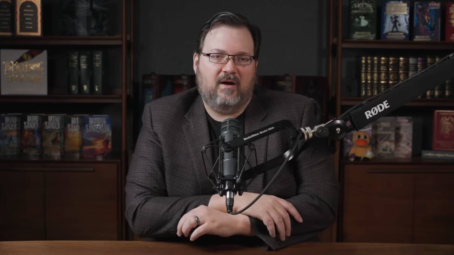 Brandon Sanderson Reveals He Is Changing Genre In 2028 cover image