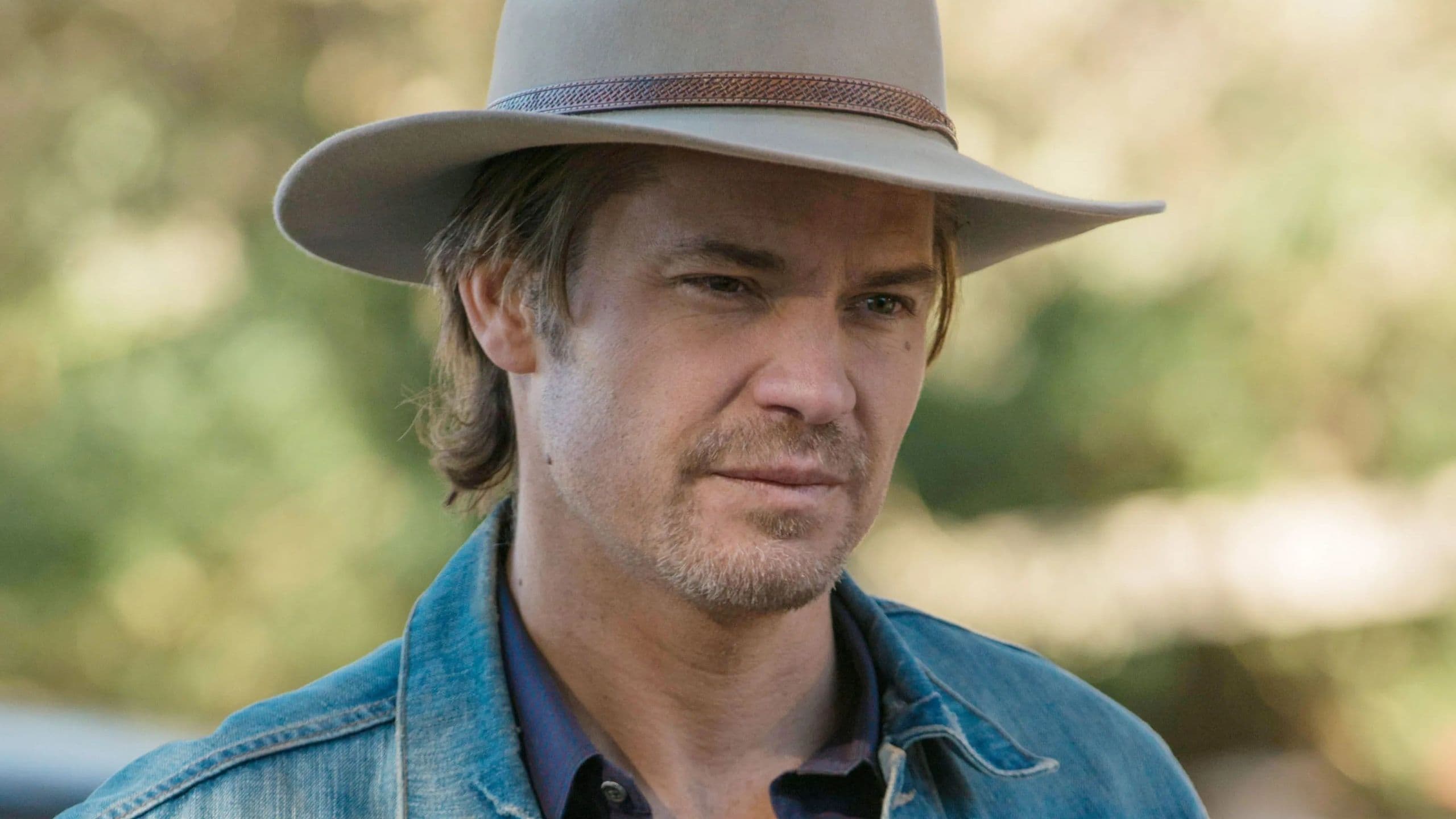 Timothy Olyphant's Canceled Netflix Sci-Fi Show Is A Hidden Gem cover image