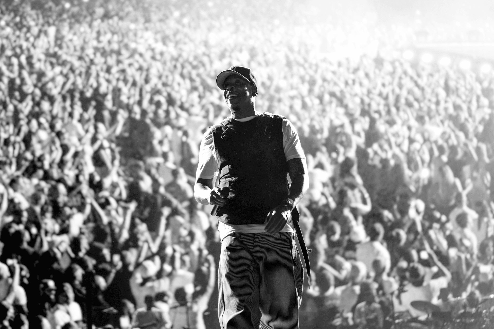 Jay-Z Brings Out Beyoncé, Blue Ivy Carter, Nas, Alicia Keys and More for ‘Reasonable Doubt' 30th Anniversary Show at Yankee Stadium cover image