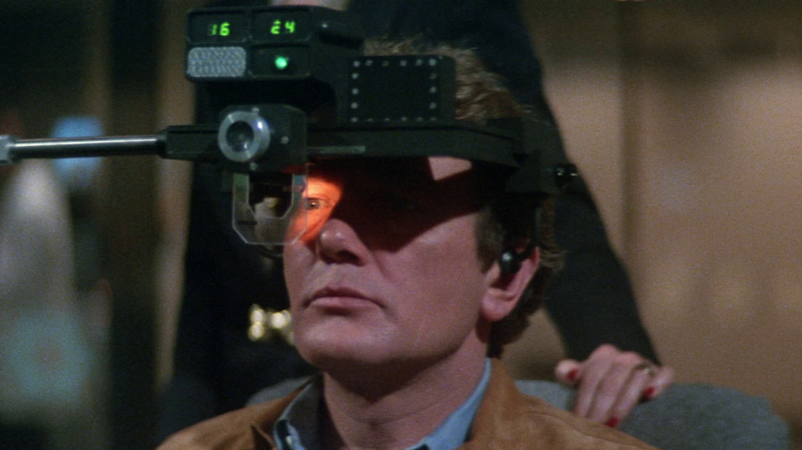 Michael Crichton's Overlooked Sci-Fi Thriller Had Groundbreaking Visual Effects cover image