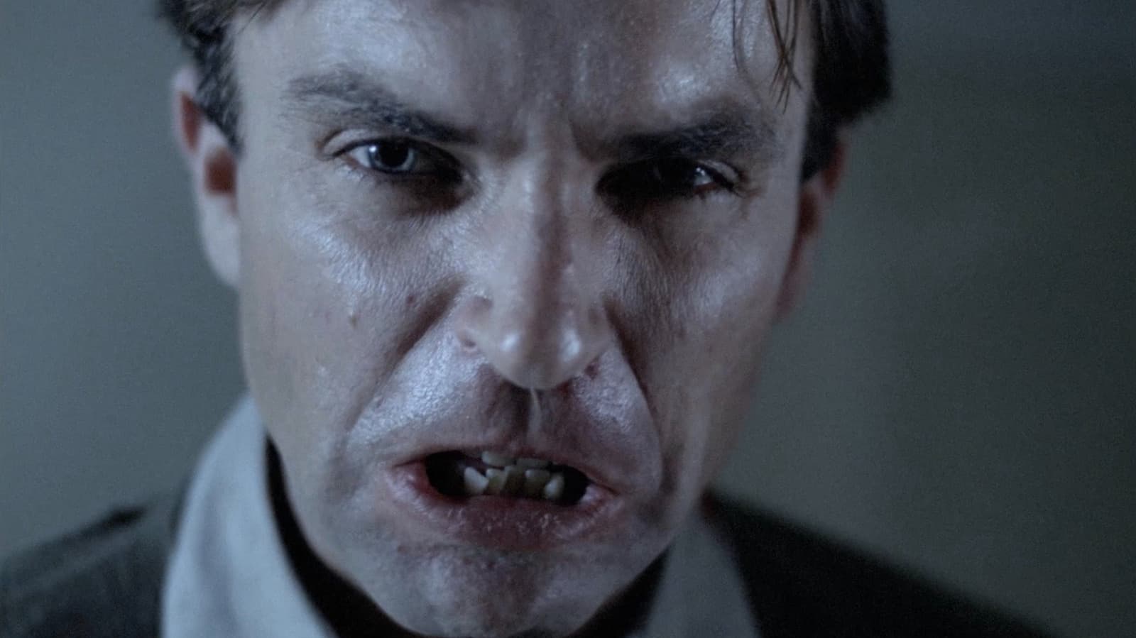 Sam Neill's Cult Classic '80s Horror Movie Is A Must-Watch For Every Fan cover image
