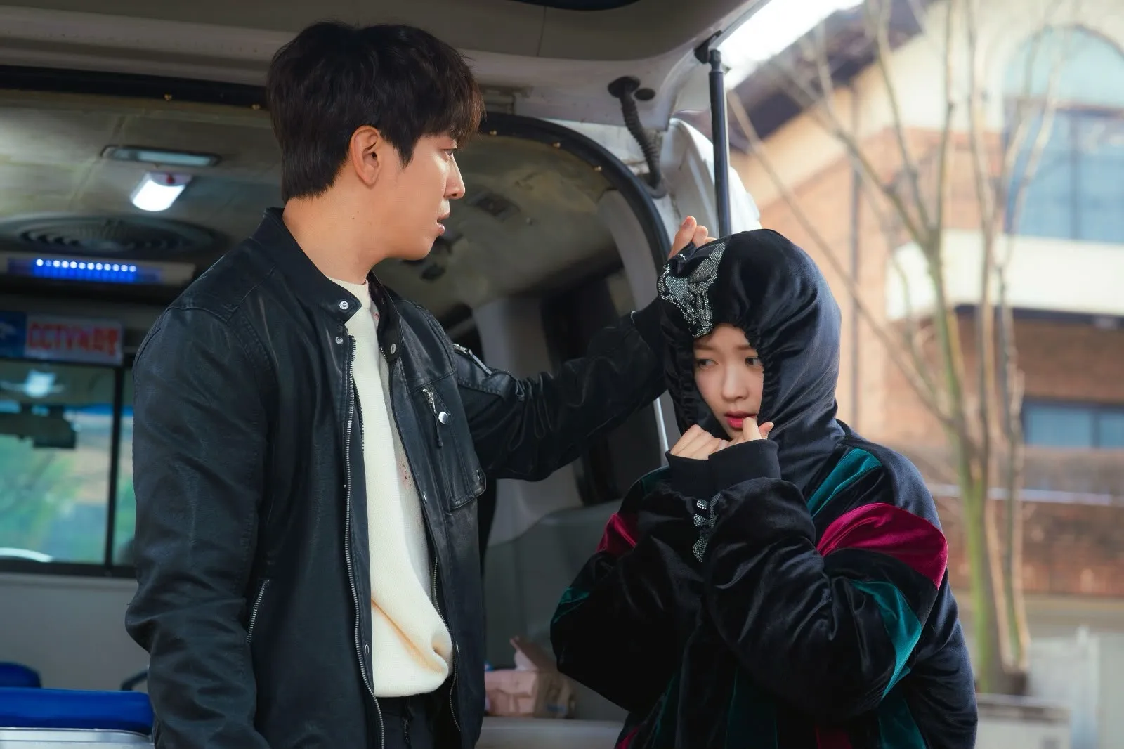 A+E Global Media Champions Lifetime’s 'Oh! My Guard' with Jung Yong-hwa series cover image