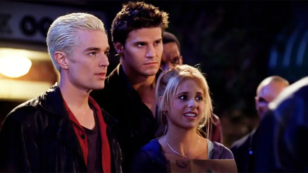 Angel's 5 Love Interests in Buffy the Vampire Slayer & Angel That Fans Still Swoon Over series cover image