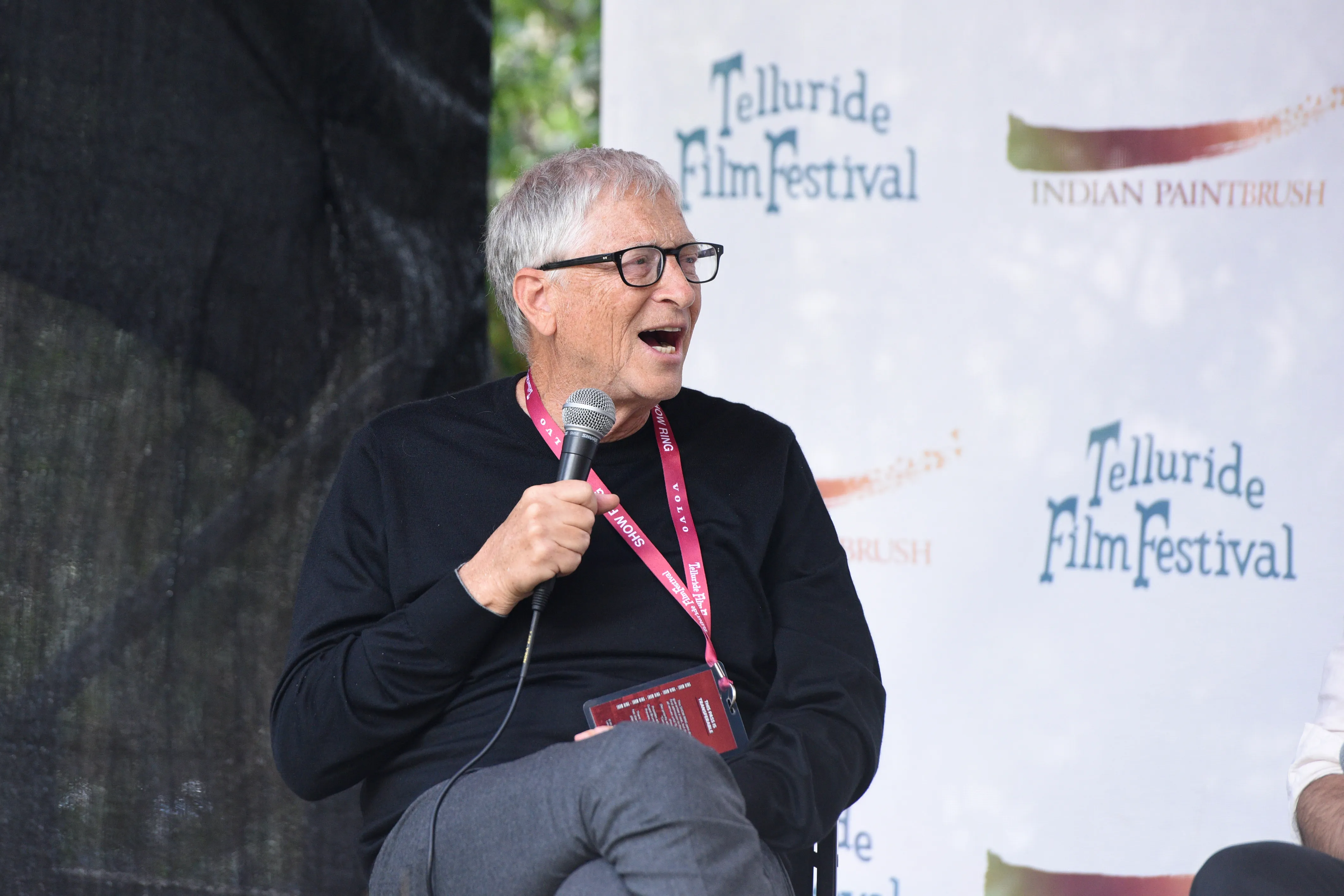 Bill Gates Compares AI Control to HAL from ‘2001’ at Telluride movies cover image
