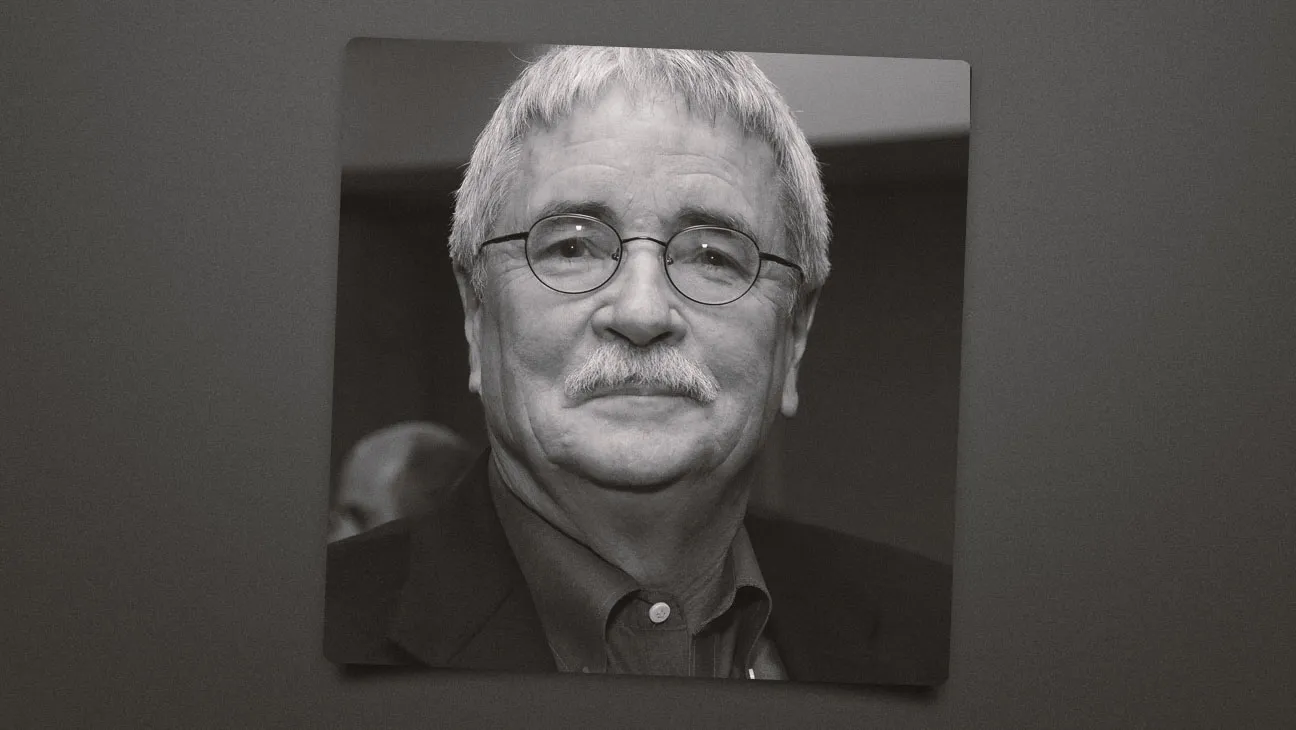 Bruce Davis, Longtime Film Academy Chief Executive, Dies at 83 movies cover image