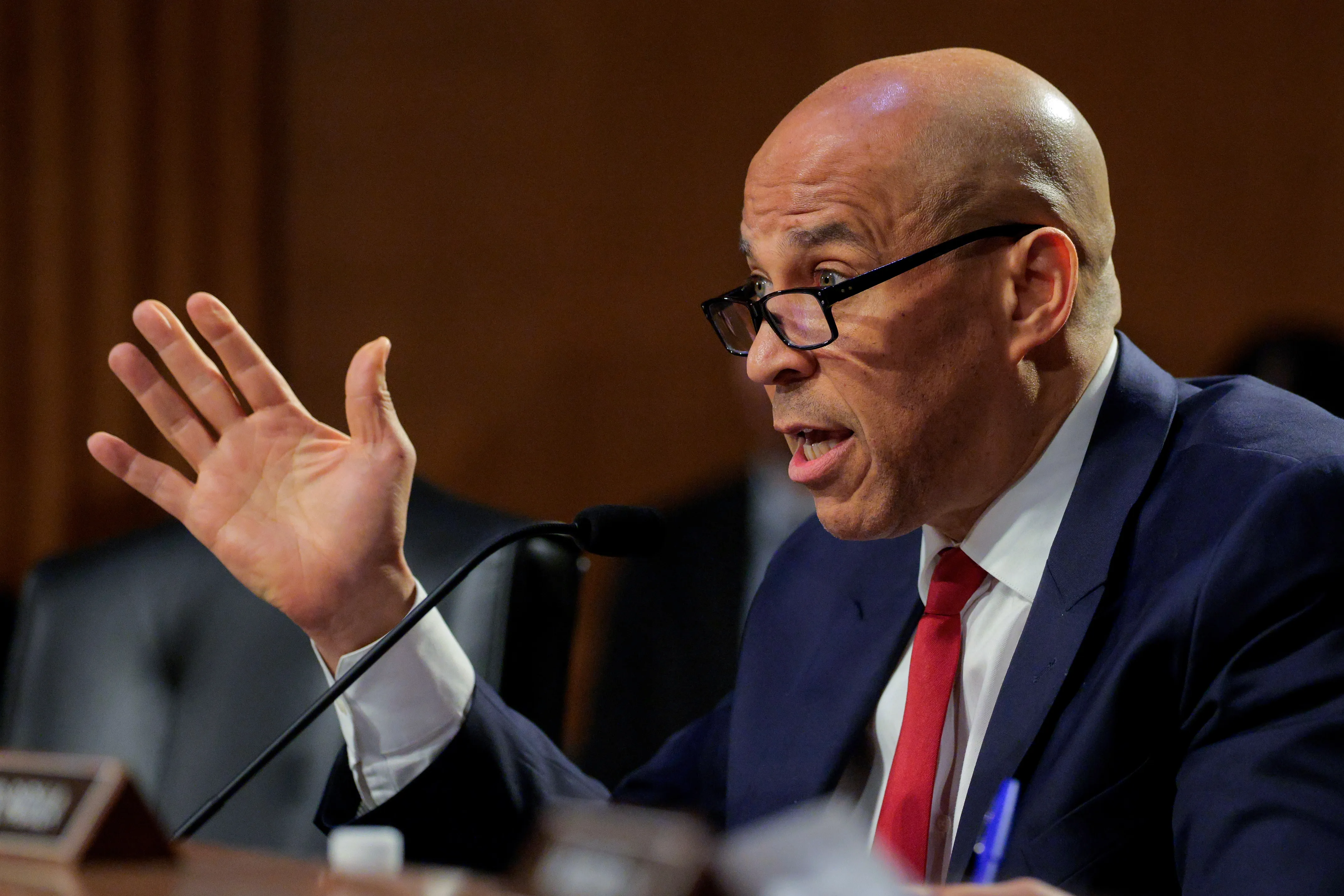 Cory Booker Critiques Paramount-Warner Bros. Discovery Merger Settlement news cover image