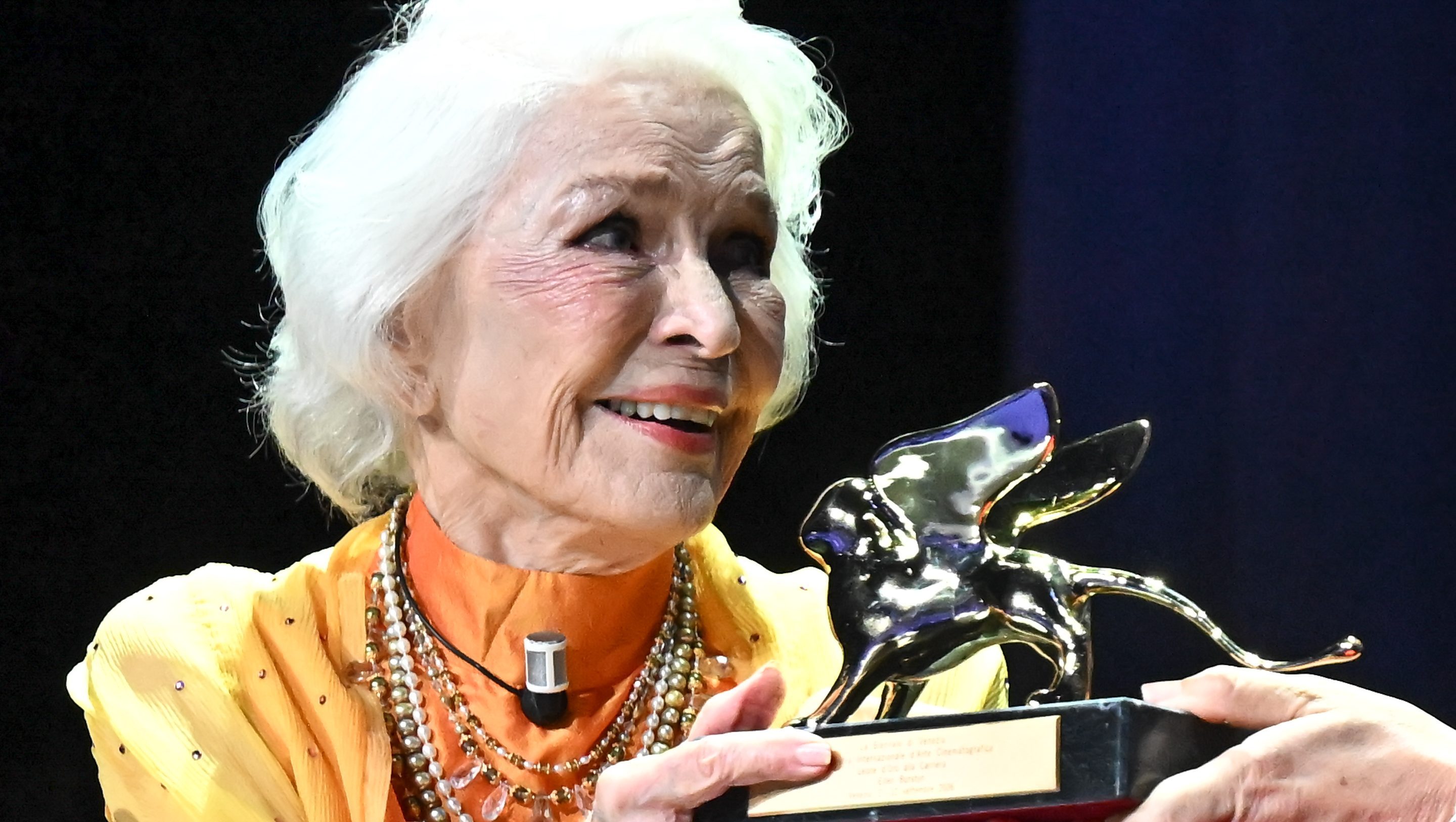 Ellen Burstyn receiving award at Venice Film Festival