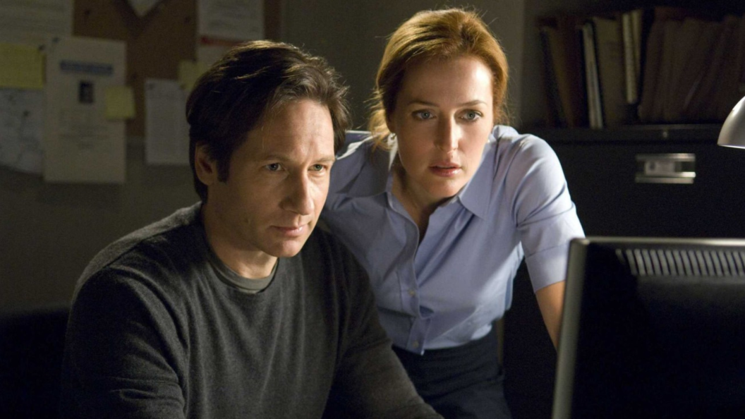 Fringe Declared the Greatest Sci-Fi Procedural, Surpassing The X-Files series cover image