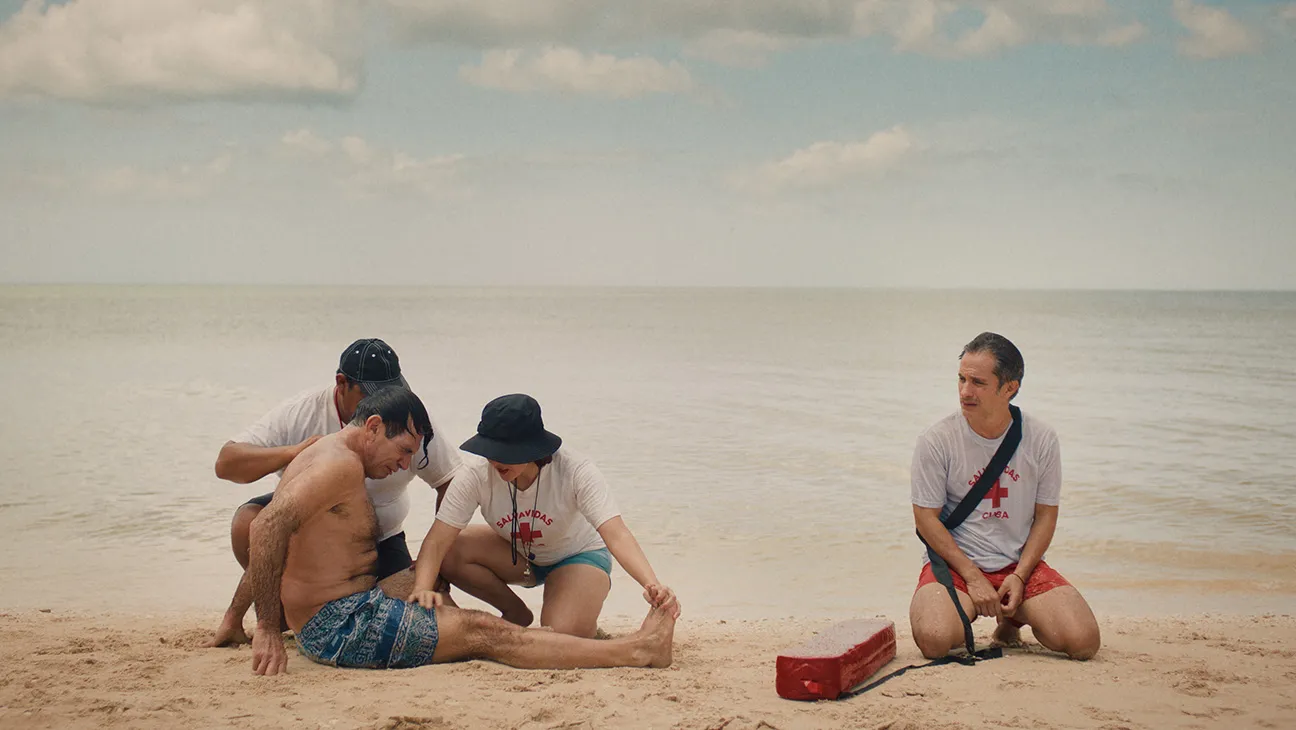 Gael García Bernal's ‘Hombre Al Agua’ Receives Mixed Review movies cover image