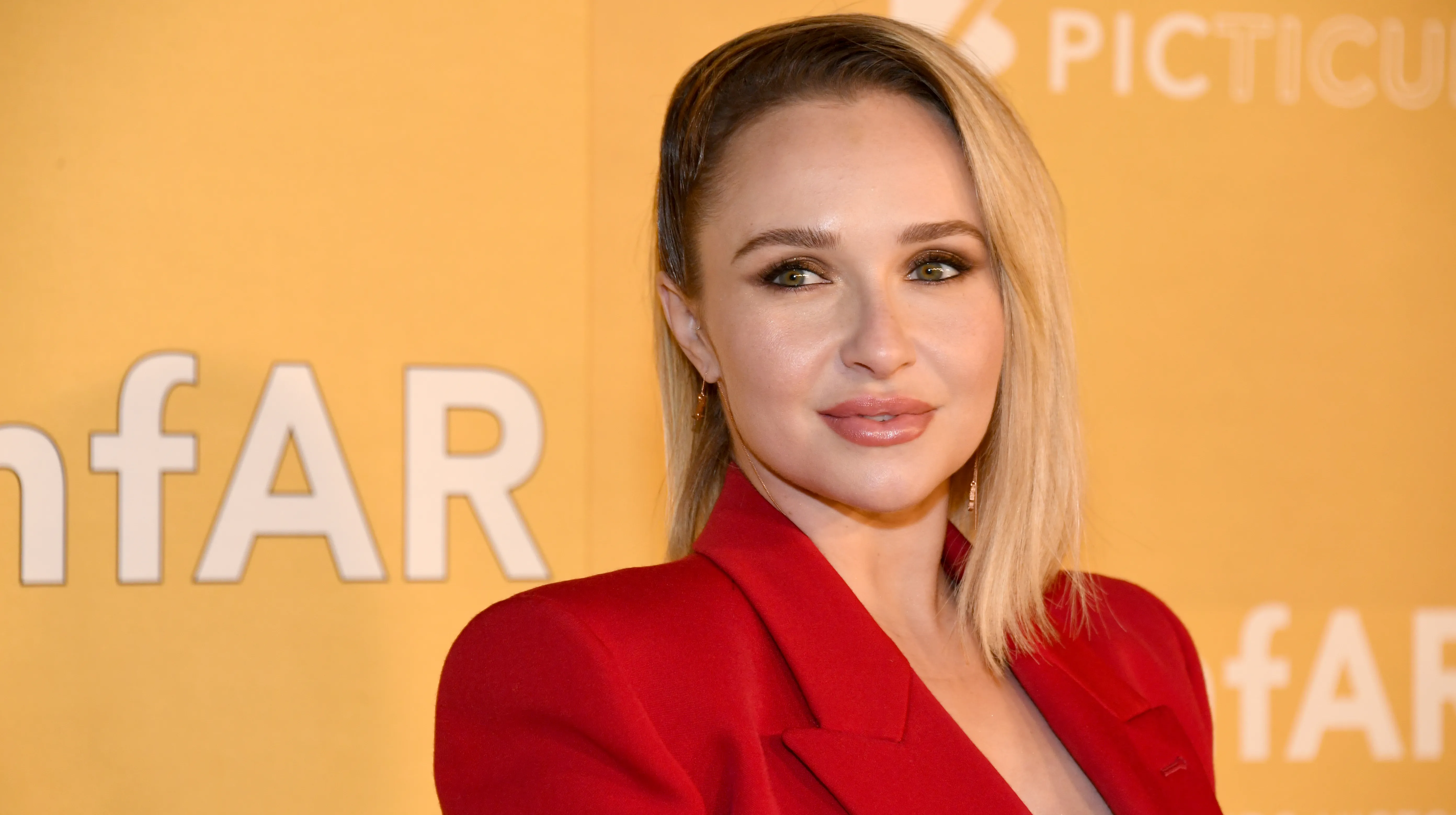 Hayden Panettiere Died From Toxic Effects of Fentanyl, Other Drugs news cover image