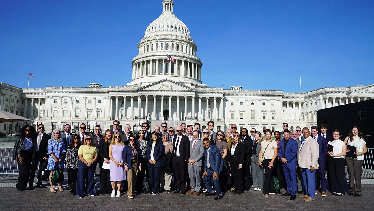 Hollywood executives lobby Congress for tax credit