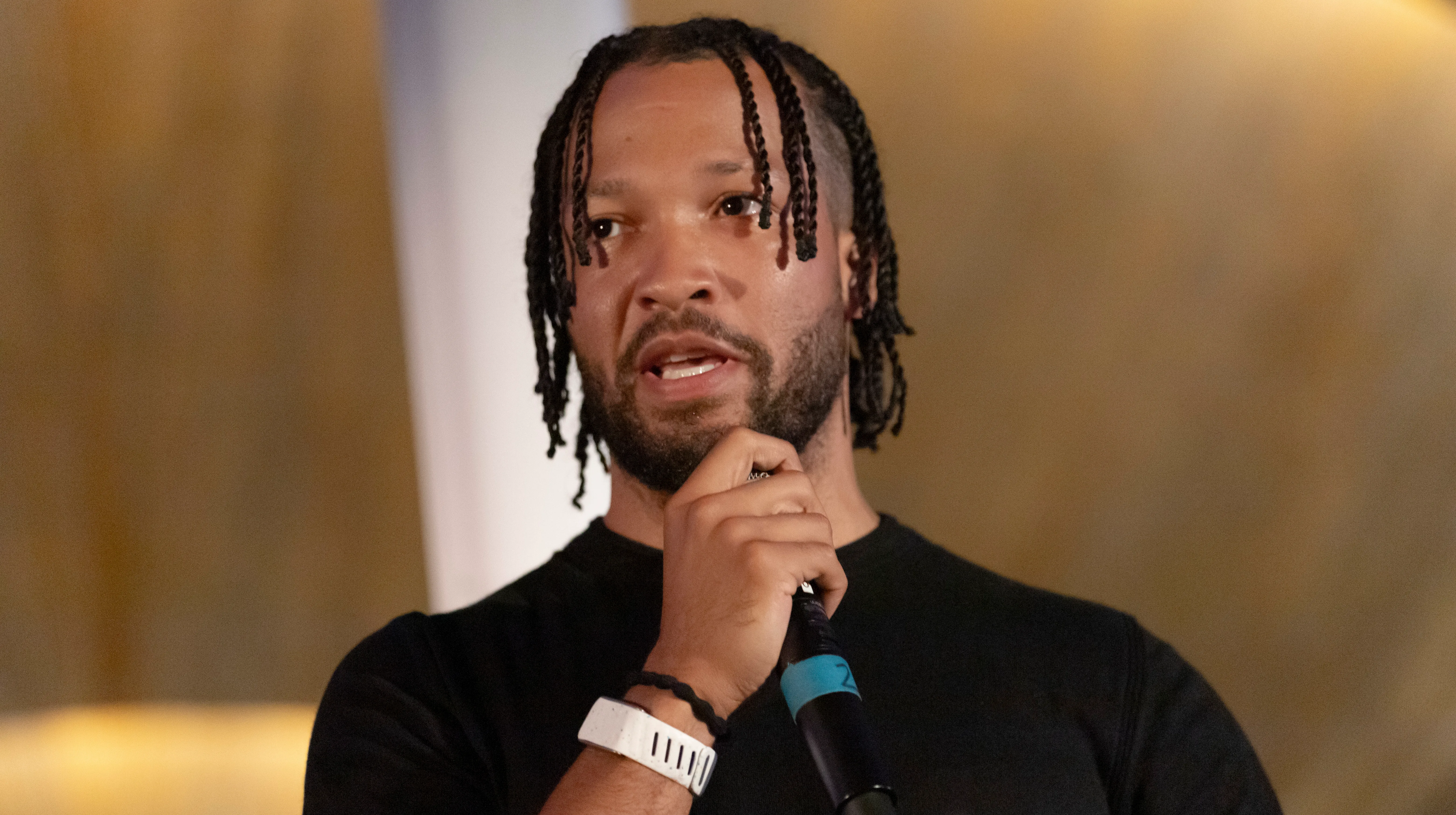Jalen Brunson Launches Brand Management Firm Thirty Third Management news cover image