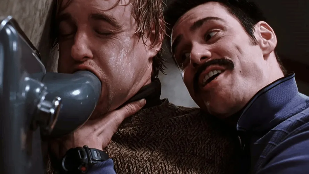 Jim Carrey in a scene from The Cable Guy