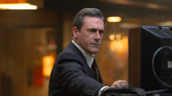 Jon Hamm's 'American Hostage' Connects to Current Political Climate news cover image