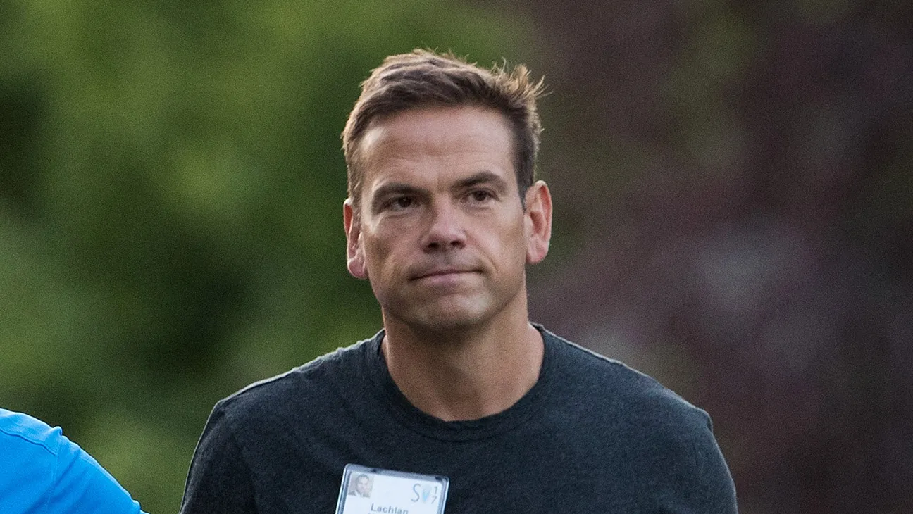 Lachlan Murdoch’s Pay Decreases to $31 Million Amid Roku Deal news cover image