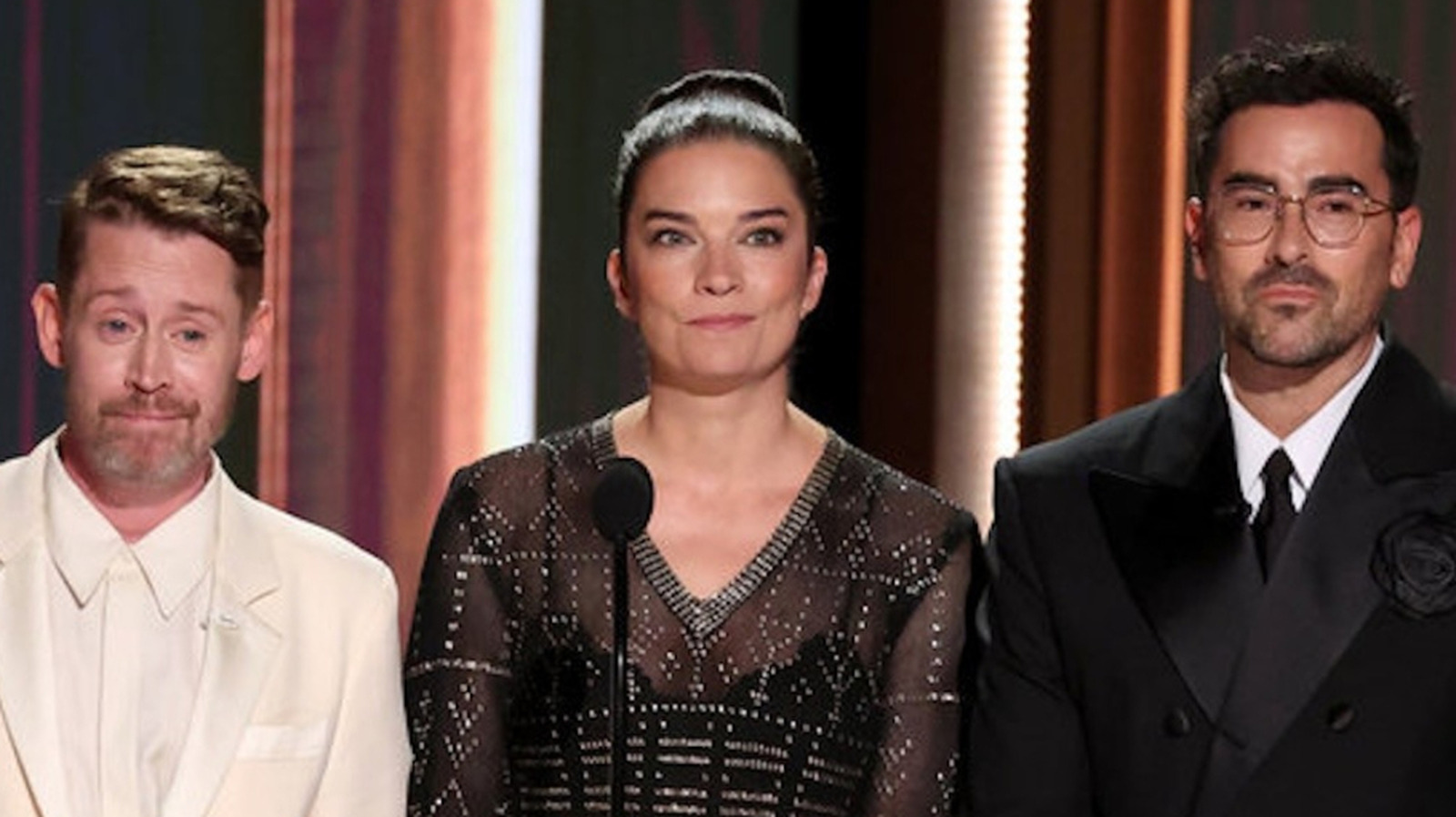 Macaulay Culkin and Schitt's Creek stars paying tribute to Catherine O'Hara at the 2026 Emmys