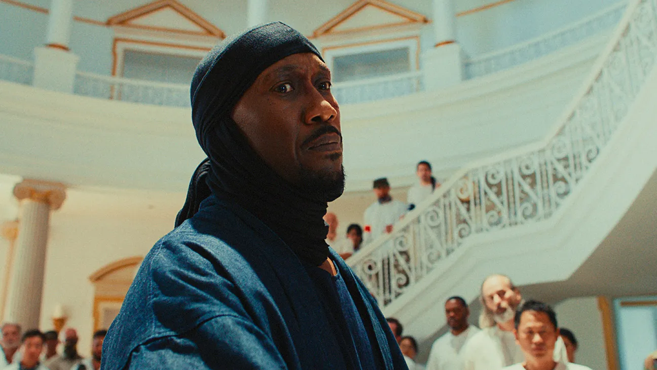 Mahershala Ali on Yearning for Action Roles in ‘Your Mother, Your Mother, Your Mother’ movies cover image