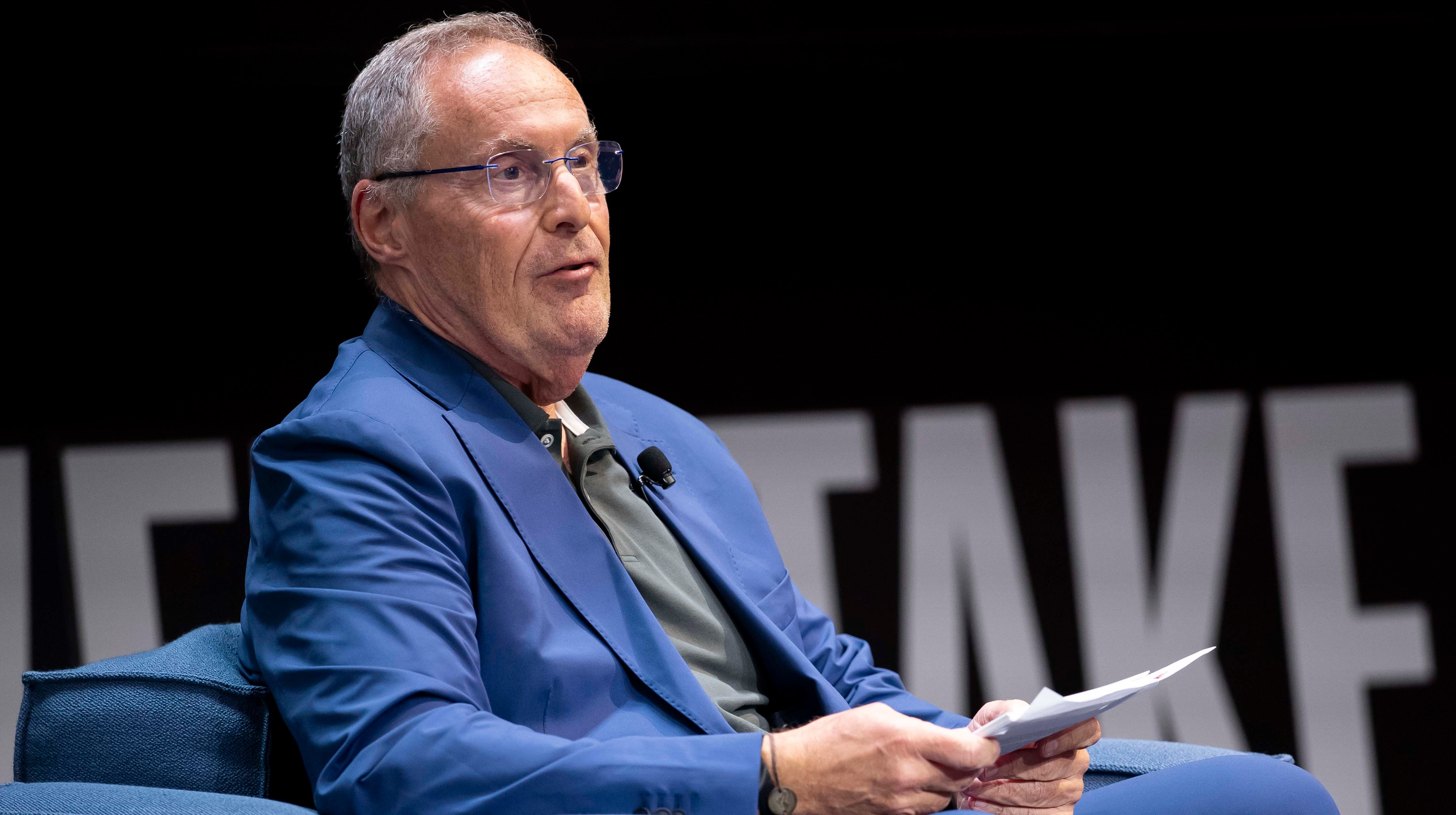 Netflix Signs Andres Cantor for 2027 FIFA Women’s World Cup Coverage news cover image