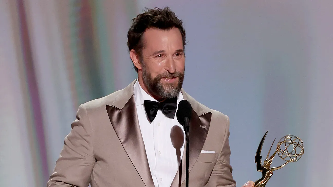 Noah Wyle Wins Second Consecutive Emmy for 'The Pitt' series cover image