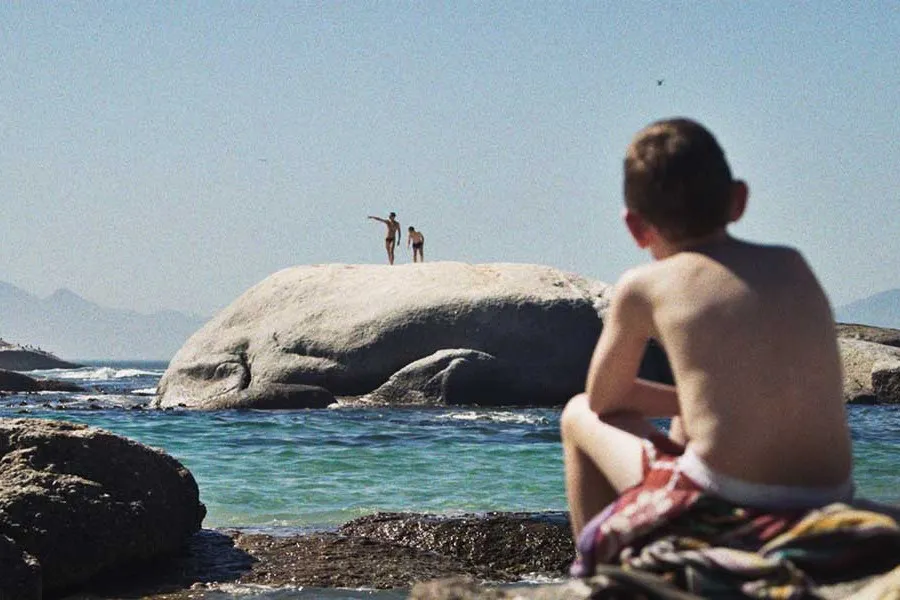 A scene from the film The Smell of Apples depicting apartheid-era South Africa