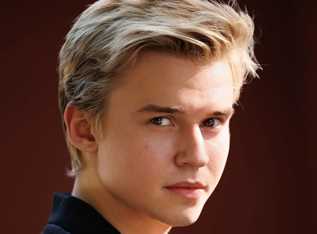 UTA Signs Maxwell Jenkins for Representation Amid Buzz from 'Scooby-Doo: Origins' news cover image