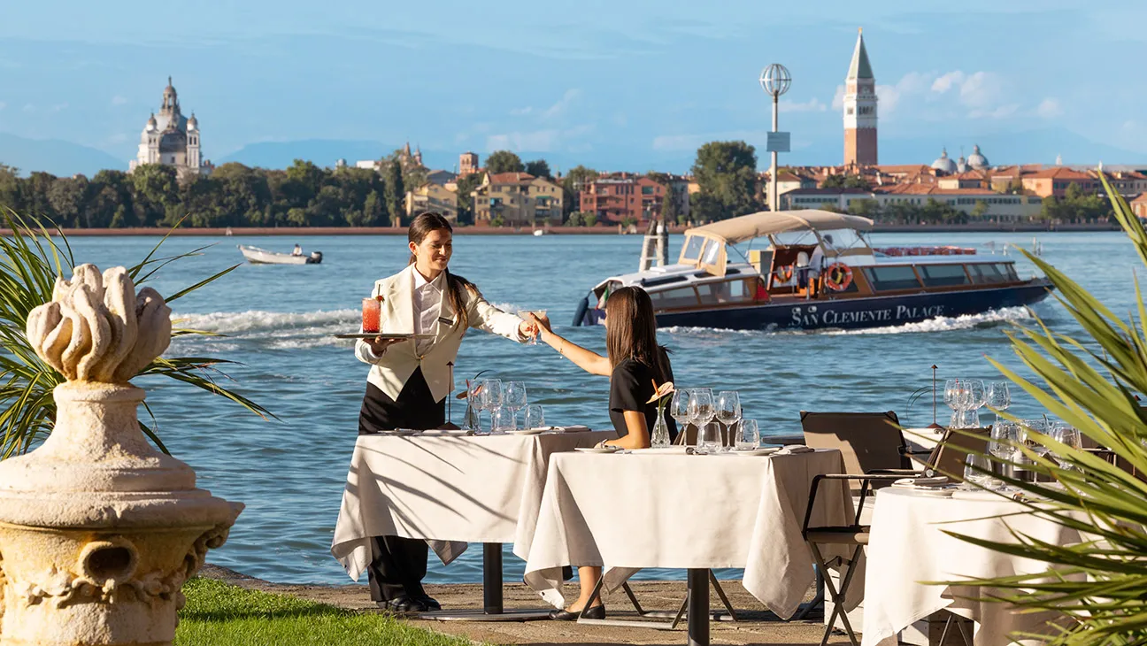 How to Do Venice Right During Festival Week: Luxury Experiences at the Film Festival news cover image
